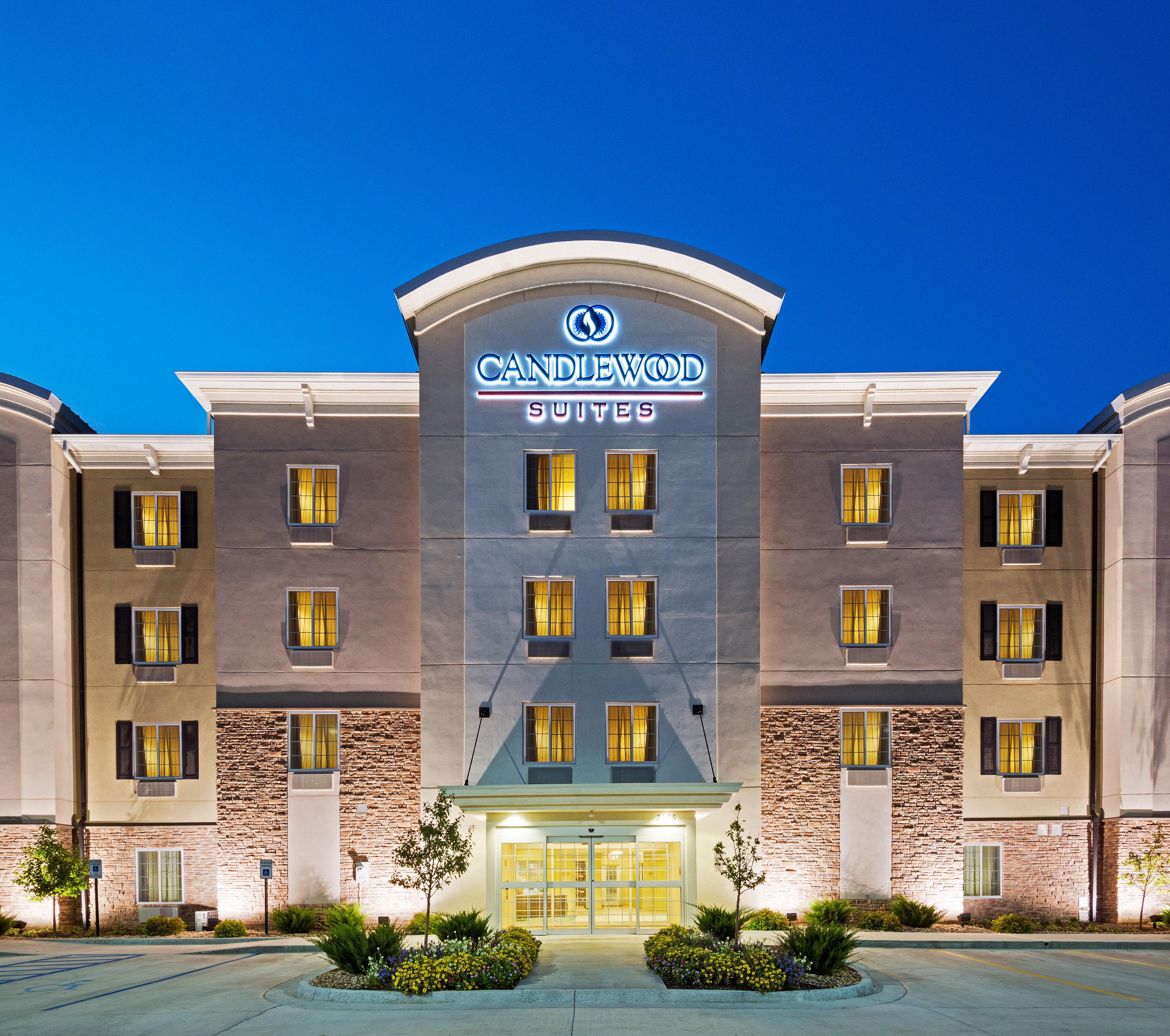 Candlewood Suites West Edmonton - Mall Area By Ihg Zewnętrze zdjęcie